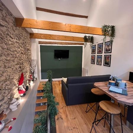Le Nid D'Isa Bed & Breakfast Увилер Екстериор снимка